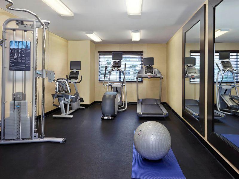Holiday Inn Express & Suites Naples Downtown - 5Th Avenue By Ihg Екстер'єр фото